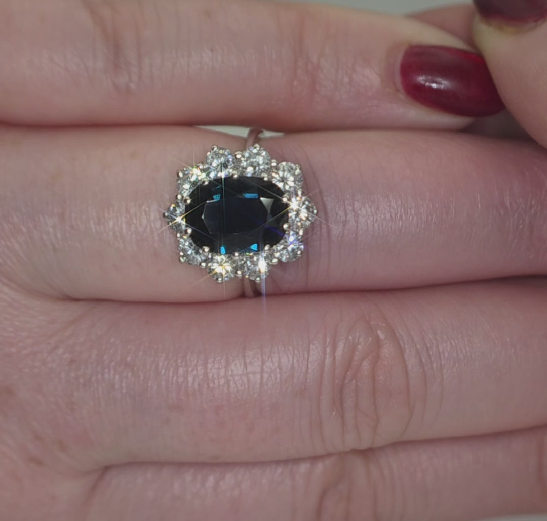 18ct White Gold, 2.95ct Magmatic Sapphire & 1.4ct SI1-SI2 Diamond Ring. Size L.