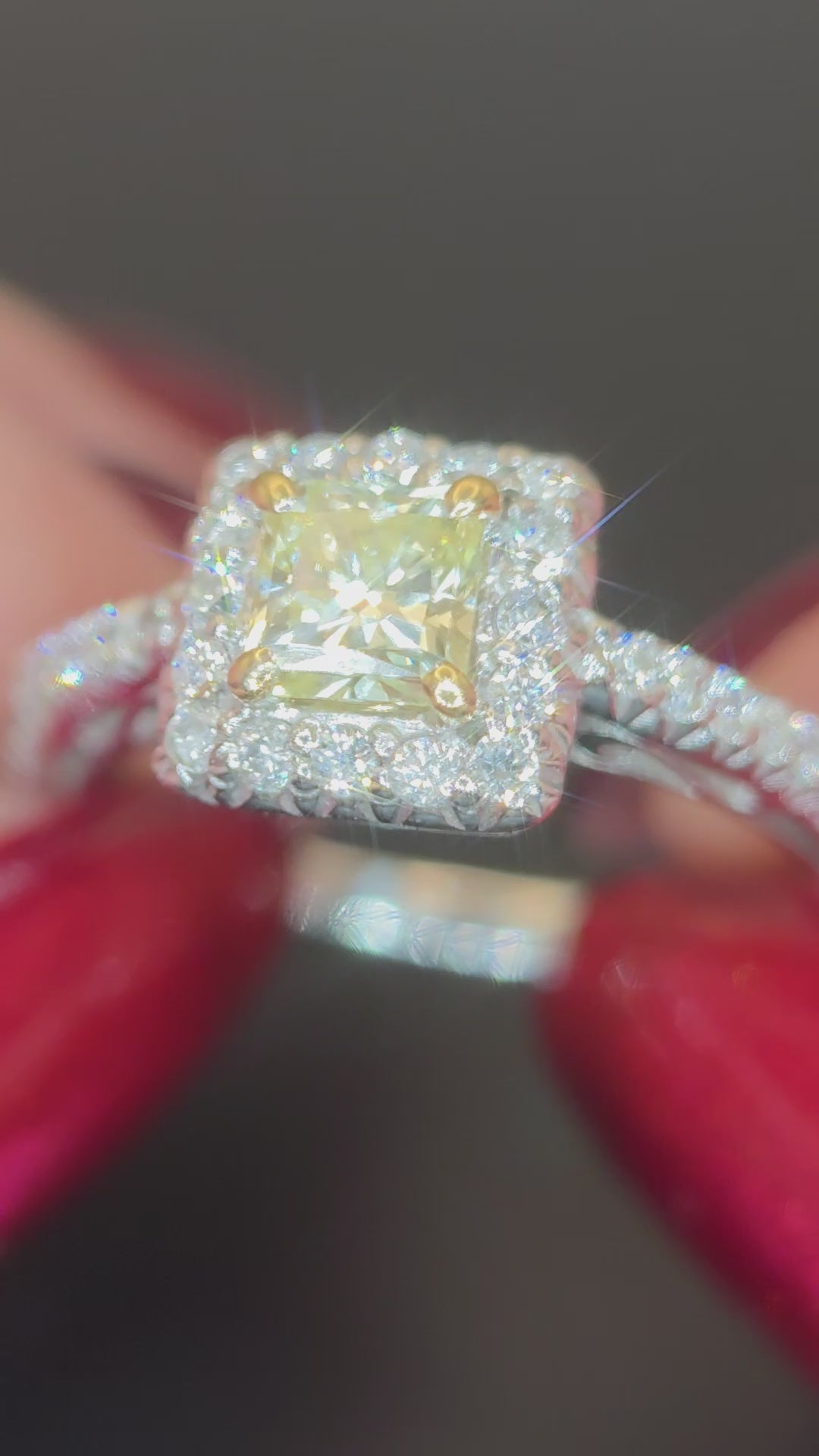 14ct Yellow & White Gold Fancy Yelliw Diamond Ring. Size M 1/2. With WGI Report.