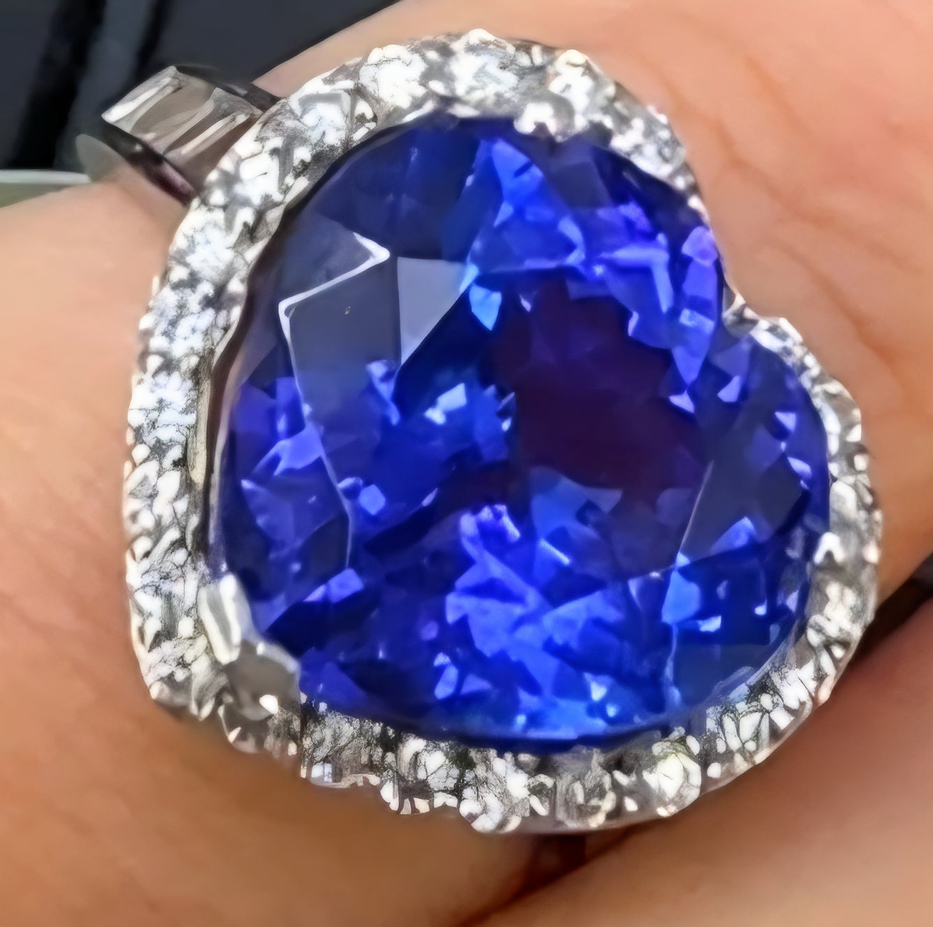 18ct White Gold, 4.3ct Trilliant Tanzanite & 1.05ct VS2-SI1 Diamond Necklace With WGI Report + 6.5ct Tanzanite & 1ct Diamond Ring