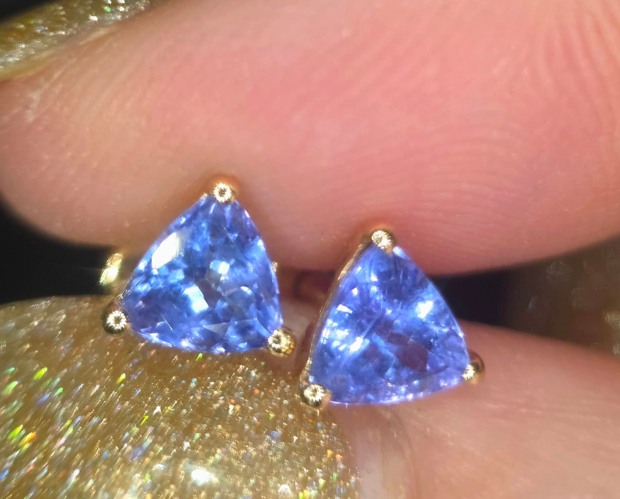 18ct Gold, 1ct Tanzanite Trilliant Earrings. Screwback.