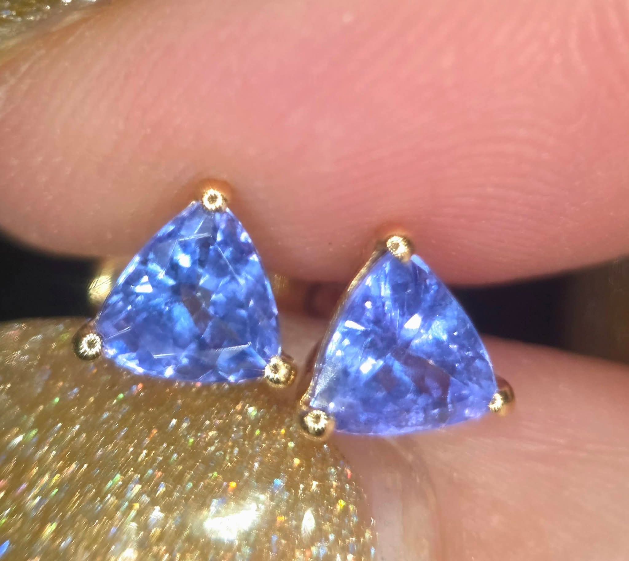 18ct Gold, 1ct Tanzanite Trilliant Earrings. Screwback.