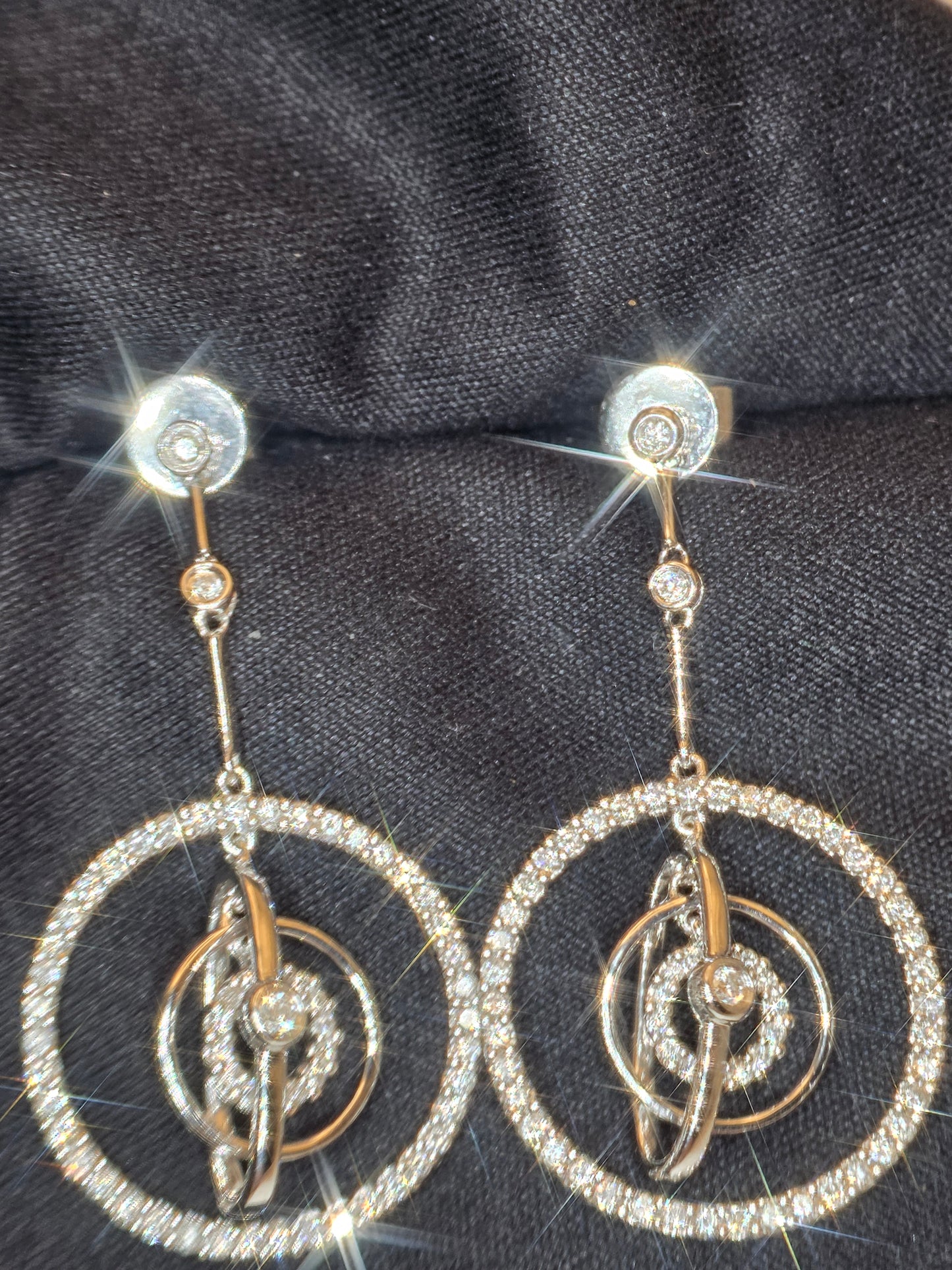 18ct, White Gold, 1ct Drop Hoop Earrrings. VS2-SI1. With WGI Report